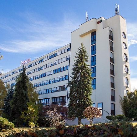 Hotel Novi Zagreb Exterior photo
